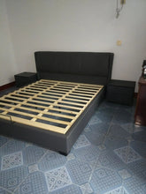 Load image into Gallery viewer, Leather Bed HY08

