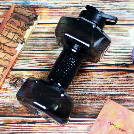 Creative Dumbbell Fitness Water Dumbbell Water-filled Dumbbell Portable Water-injection Dumbbell Plastic Weight Adjustable Water-filled Sand-filled