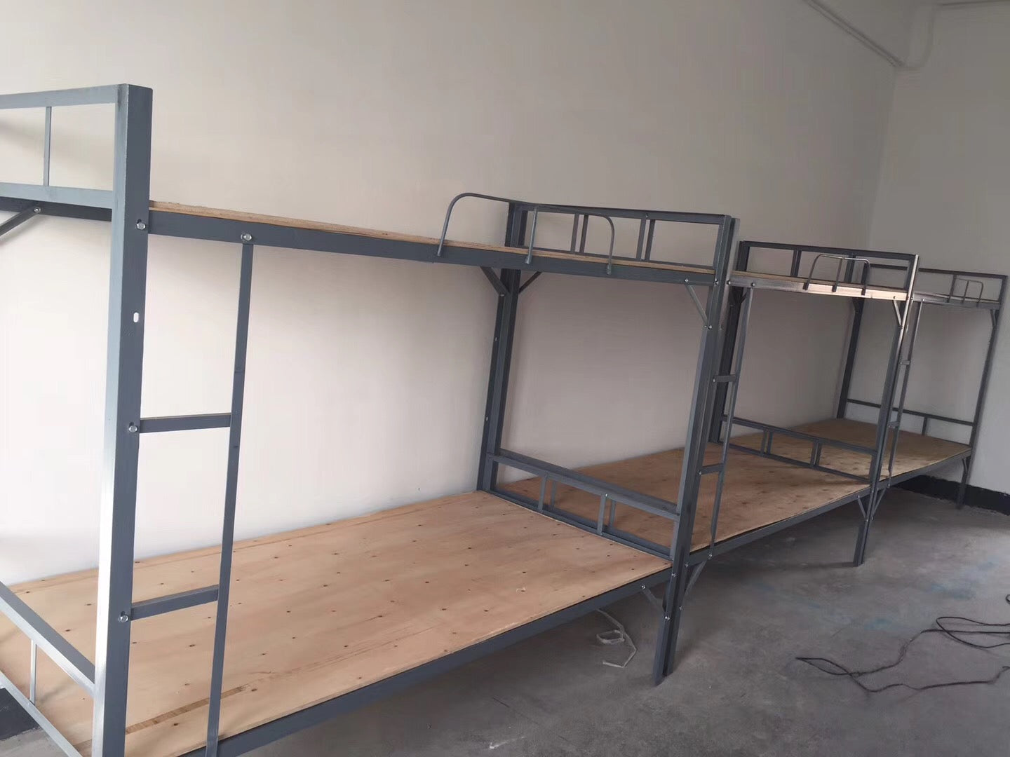 metal bunk bed good quality strong Weight 40KG more in stock green