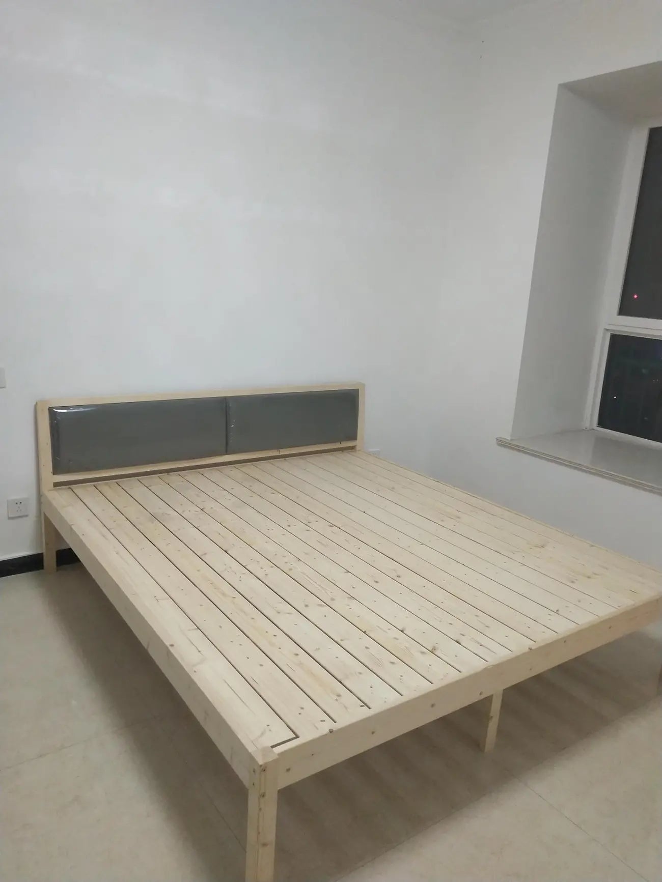 solid wood bed soft XW02